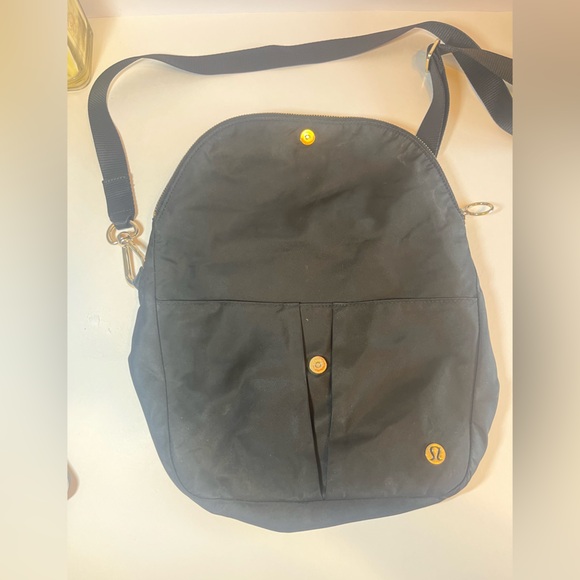 lululemon athletica Black All Night Festival Crossbody Bag - Picture 9 of 11